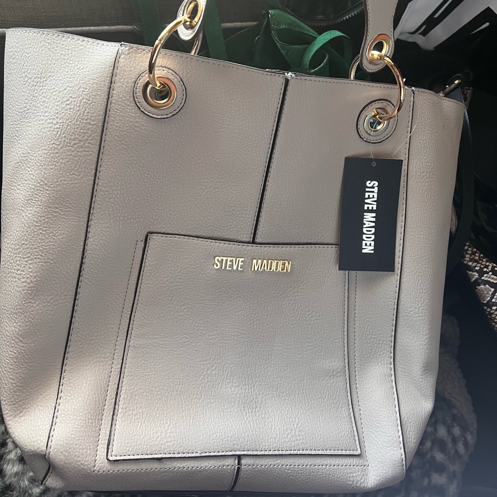 Large tote